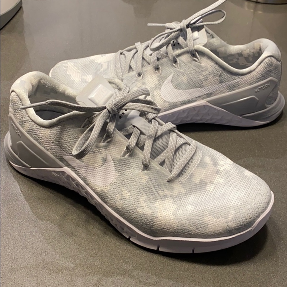 Nike women’s Metcon Training Shoe